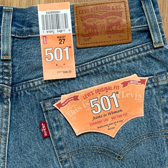 Levi’s 501~ *Studded Detail, Jean Shorts. Sz 27. NWT - Picture 3 of 7